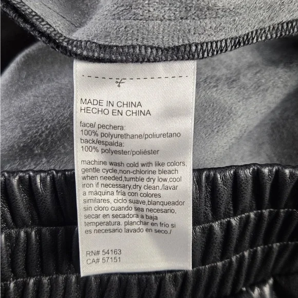 DKNY Women's Black Faux Leather Women’s Pants NWT 💕 - Picture 8 of 9